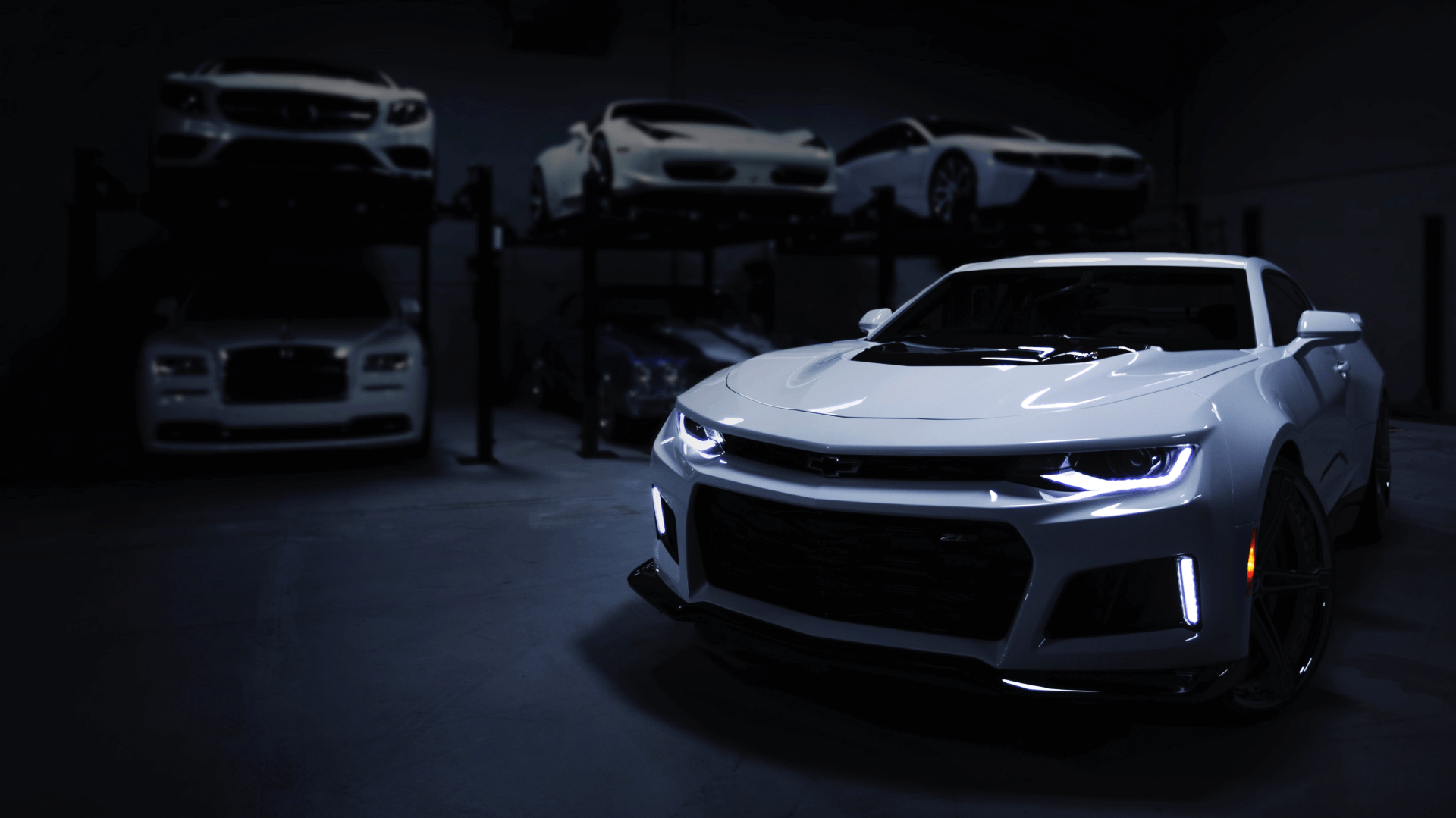 Automobile